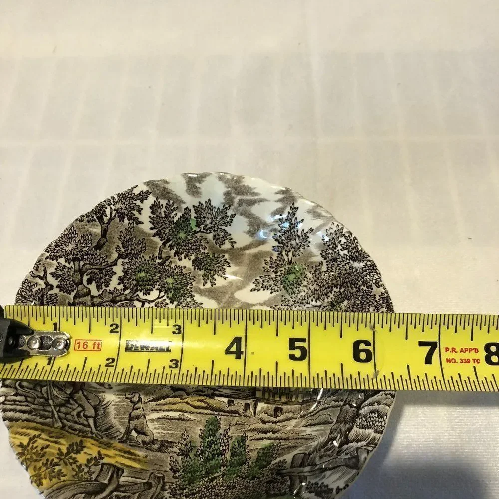 THE HUNTER by FRANCISCAN SMALL BOWLS HAND ENGRAVE.     F1